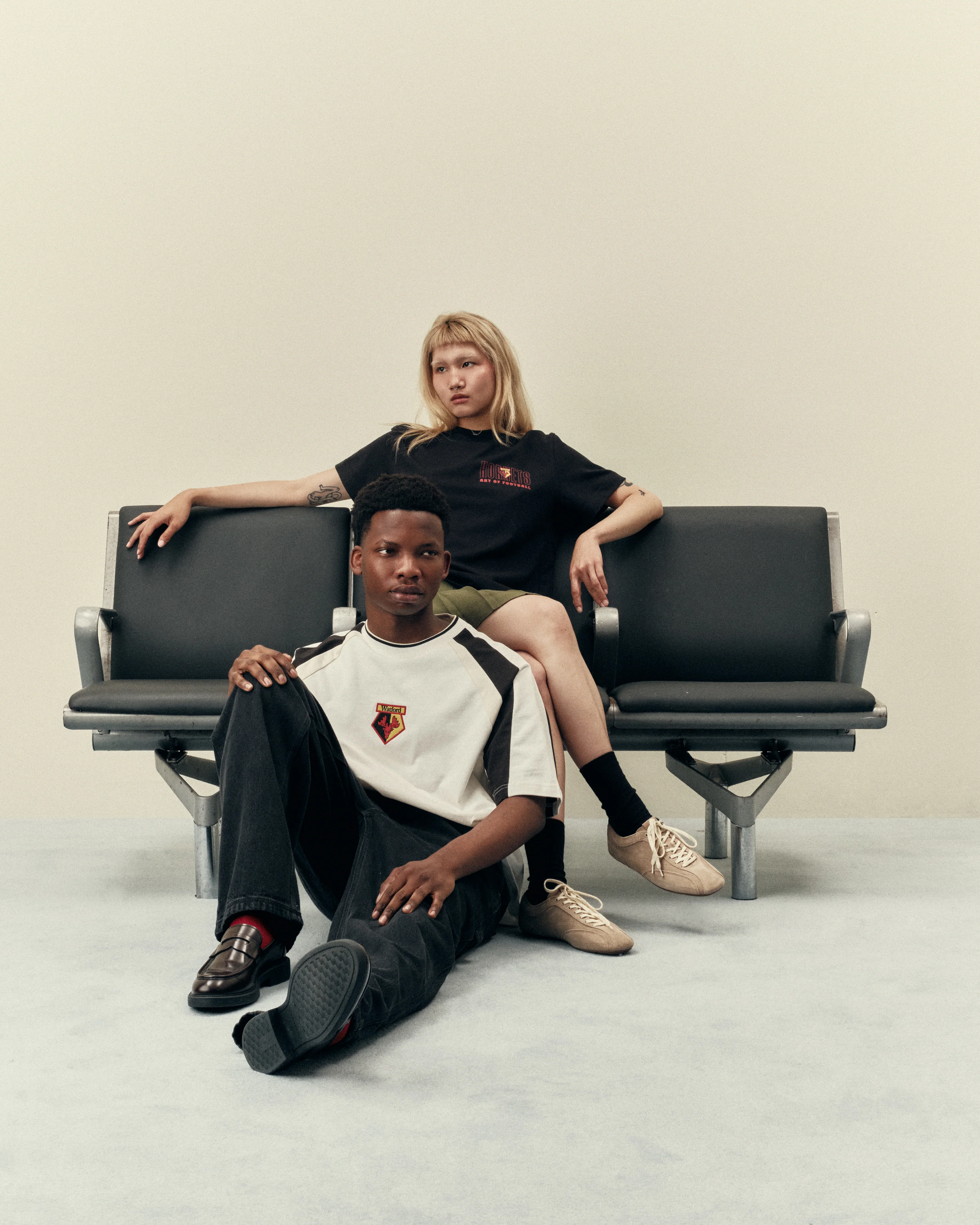 Watford 90s Black Tee - Image 5