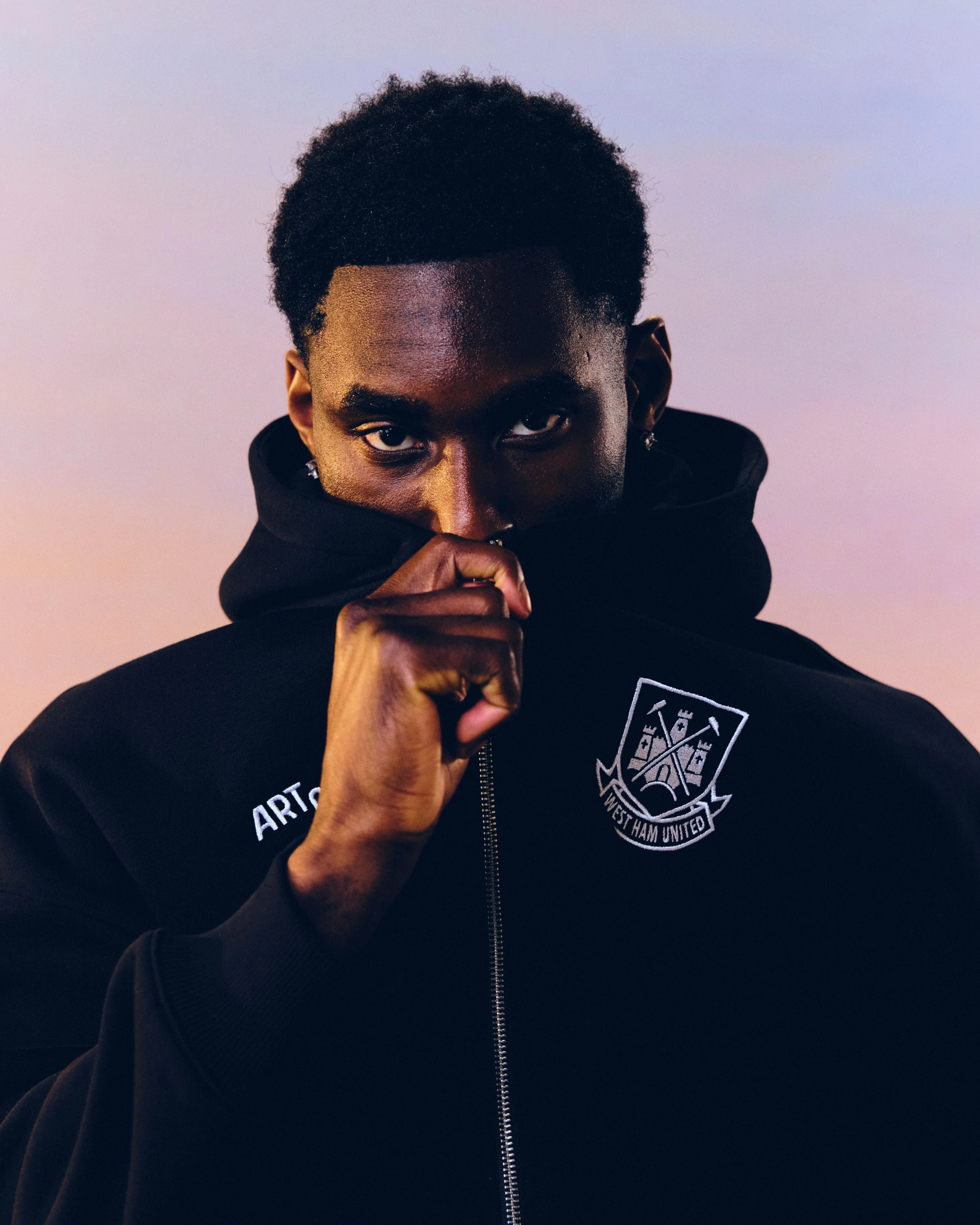 West Ham Debossed Zip Through Hoodie - Image 4